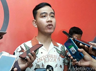 Sambangi Kantor DPC PDIP Surakarta, Gibran Daftar Jadi Cawalkot