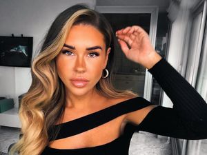 Cerita Selebgram Ditahan di Sel Penuh Kecoa Gara-gara Paspor Rusak