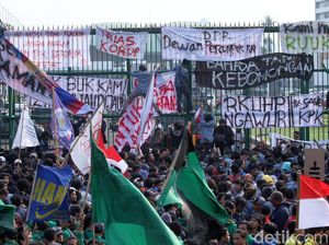11 Pasal Kontroversial RUU KUHP yang Picu Mahasiswa Bergerak 11 Pasal Kontroversial RUU KUHP yang Picu Mahasiswa Bergerak