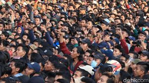 Ribuan Mahasiswa di Bandung Gelar Aksi Save KPK