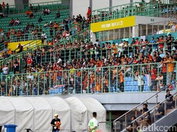 Pemerintah Mulai Longgarkan Aturan, BRI Liga 1 Berpeluang Berpenonton