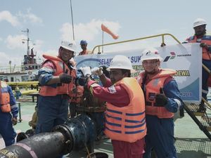 Pertamina Resmikan Lifting Perdana Minyak Salawati di Papua