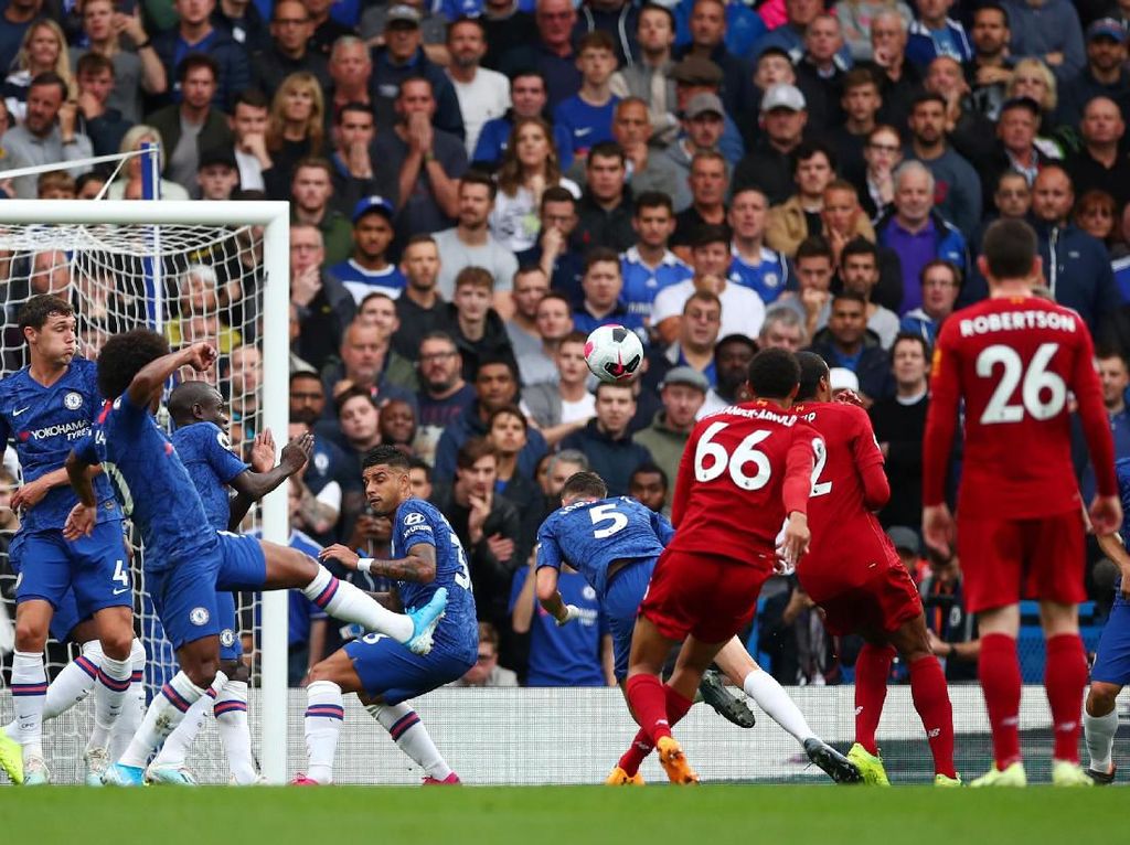 Bola Mati Si Merah yang Mematikan Bola Mati Si Merah yang Mematikan