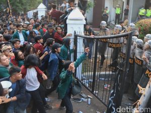 Ricuh Aksi Save KPK, Ridwan Kamil: Ruang Dialog Tak Maksimal