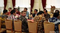 Jokowi Bahas RKUHP Bareng DPR di Istana Merdeka