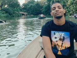 Pamer Foto Kangen Bali, Pria Ini Di-Bully