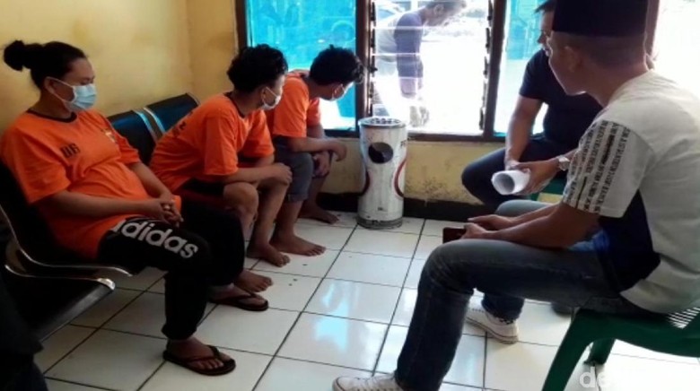 Diduga Cemburu Kaprikornus Motif Ibu Habisi Anak Angkat 5 Tahun Diduga Cemburu Kaprikornus Motif Ibu Habisi Anak Angkat 5 Tahun