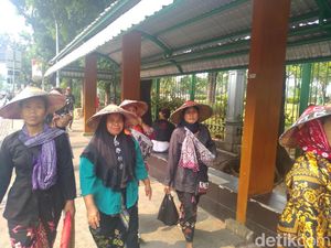 Petani Kendeng Ikut Demo di Istana, Suarakan Kegagalan Reforma Agraria