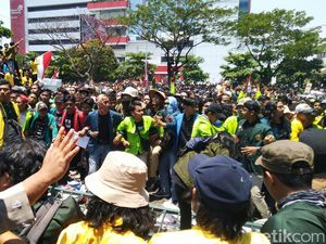 Agar Siswa Tak Demo Turun ke Jalan, Ini yang Dilakukan Disdik Jateng Agar Siswa Tak Demo Turun ke Jalan, Ini yang Dilakukan Disdik Jateng
