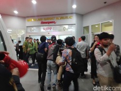 Penuh Drama di IGD, Demonstran Panik dan Luka Minta Telepon Mama