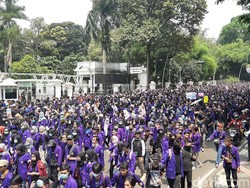 Demo Tolak RUU KUHP, Mahasiswa Kelilingi Istana Bogor