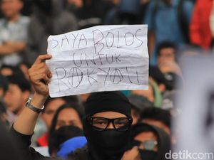 Benarkah Wanita Pulang Malam di RUU KUHP Bisa Dipidana? Yuk Cek Faktanya