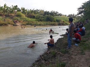 Mandi di Sungai, Seorang Remaja Ditemukan Tewas di Sungai Grobogan