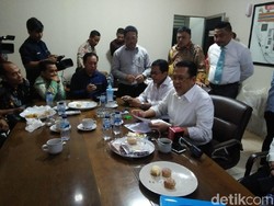 Di Tengah Demo Mahasiswa, Ketua DPR Terima Perwakilan AJI