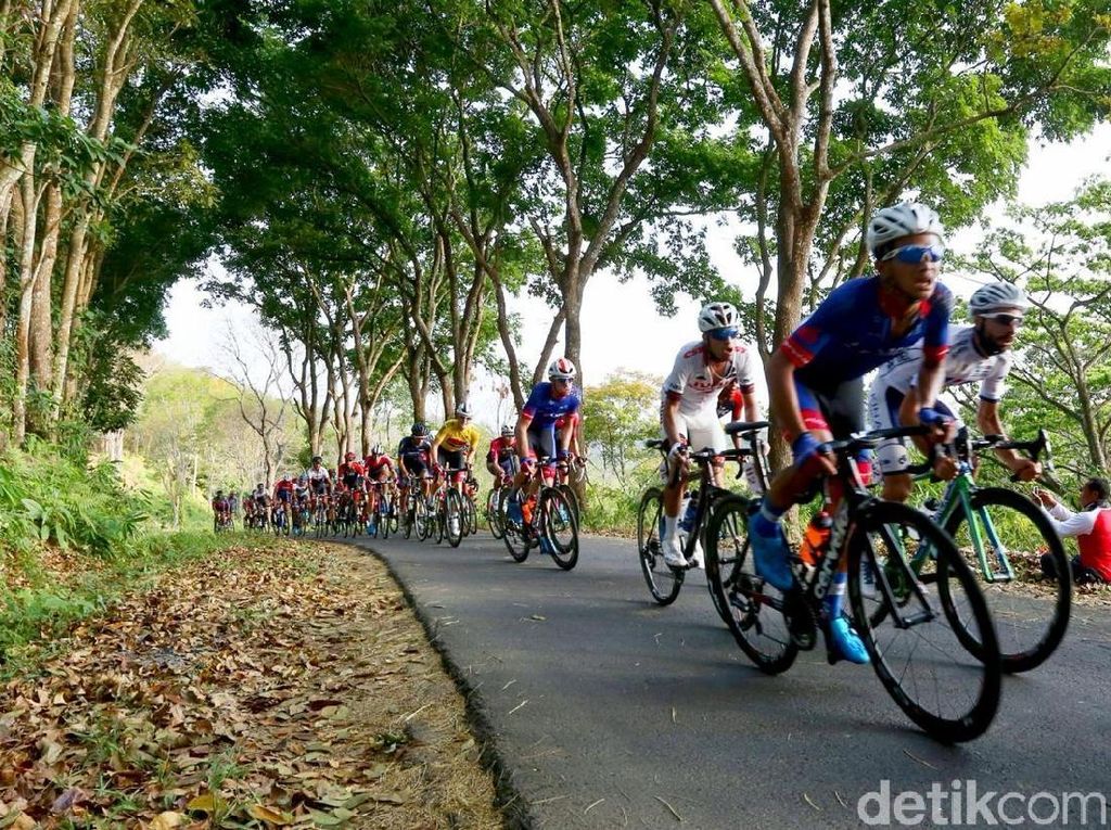 Tour de Ijen Digelar Besok, Ratusan Pembalap Siap Taklukkan Rute Horor Ijen Tour de Ijen Digelar Besok, Ratusan Pembalap Siap Taklukkan Rute Horor Ijen