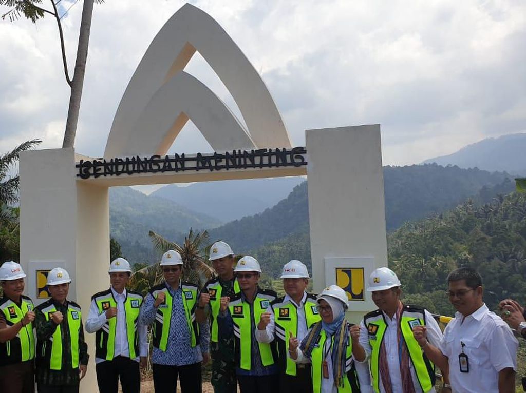 Hutama Karya Garap Proyek Bendungan Meninting di Lombok Hutama Karya Garap Proyek Bendungan Meninting di Lombok