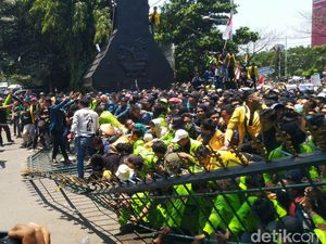 Meristekdikti: Mahasiswa Kembalilah ke Kampus, Rektor Buka Ruang Dialog Meristekdikti: Mahasiswa Kembalilah ke Kampus, Rektor Buka Ruang Dialog