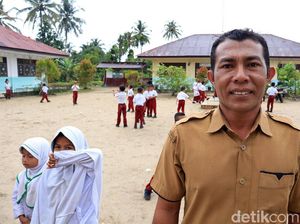 Perjuangan dan Kreativitas Guru di Pulau Sinabang Perjuangan dan Kreativitas Guru di Pulau Sinabang