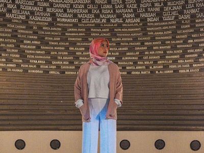Awkarin Berhijab di Aceh, Ini Deretan Gayanya yang Bikin Adem