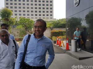 KPK Panggil Sesmenpora Terkait Kasus Suap Dana Hibah KONI