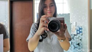 Lebih Dekat dengan Fujifilm X-A7, Si Mirrorless Pintar