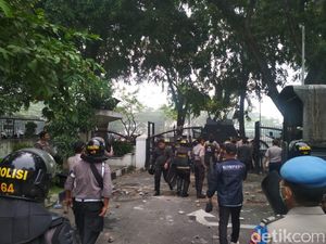 Mahasiswa Medan Bubar Usai Demo Ricuh, Situasi DPRD Sumut Kondusif