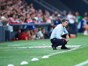 Pep Guardiola Sesalkan Situasi Ernesto Valverde di Barcelona