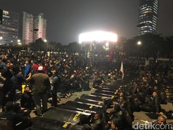 Ini Sebaran Titik Kumpul Mahasiswa Setelah Dibubarkan Polisi dari DPR
