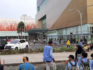 Ada Demo Mahasiswa di DPRD Sumsel, Palembang Icon Mall Tutup