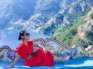 Liburan ke Pulau Capri Italia, Syahrini Cicipi 6 Hidangan Enak Ini
