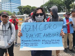 Poster Demo Mahasiswa di DPR: Rezim Cidro, Rakyat Ambyar