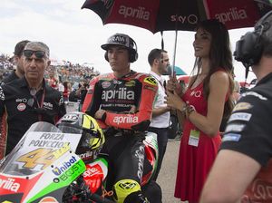 Putri-putri NTB Merapat, Ini Syarat Jadi Umbrella Girl WSBK 2022 Putri-putri NTB Merapat, Ini Syarat Jadi Umbrella Girl WSBK 2022