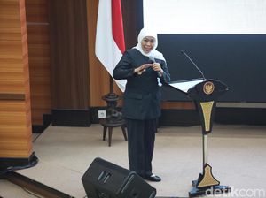 Saat Gubernur Khofifah Bicara Soal Era Post Truth dan Disrupsi