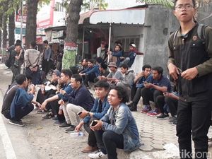 Polisi Brebes Bantah Hambat Mahasiswa Semarang yang Akan Aksi di Jakarta
