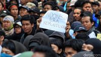 Poster-poster Pedas dari Aksi Mahasiswa di Bandung