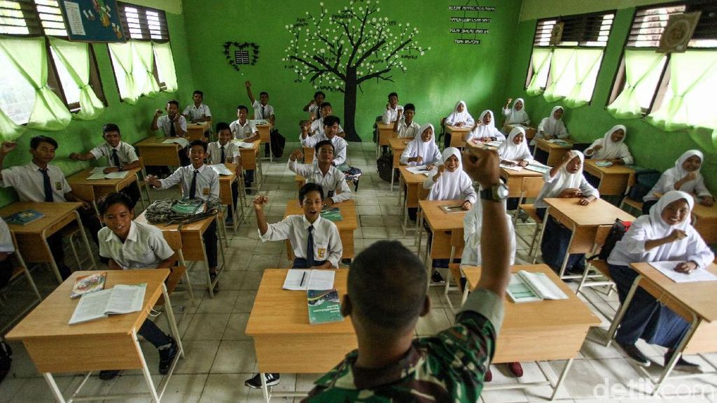 Semangat Siswa SMP di Pulau Terluar RI Belajar Wawasan Kebangsaan