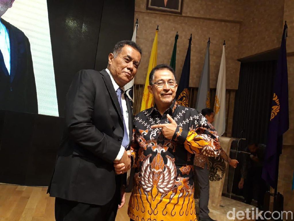 Terpilih Jadi Rektor UI, Ari Kuncoro Janji Tingkatkan Kualitas Lulusan Terpilih Jadi Rektor UI, Ari Kuncoro Janji Tingkatkan Kualitas Lulusan