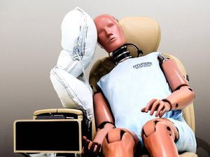 Hyundai Punya Airbag yang Cegah Kepala Sopir dan Penumpang Beradu Hyundai Punya Airbag yang Cegah Kepala Sopir dan Penumpang Beradu