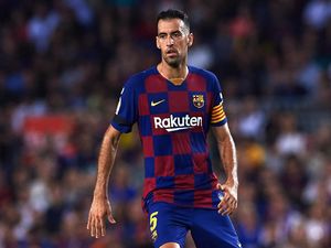 Gara-gara Liverpool, Sergio Busquets Tak Lagi Main Twitter?