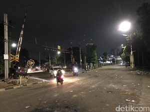 Massa di Palmerah Bubar, Lalu Lintas Sudah Lancar