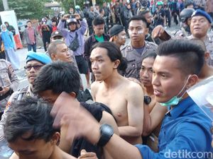 Demo di Palu Ricuh, 107 Mahasiswa Diamankan di Polda Sulteng