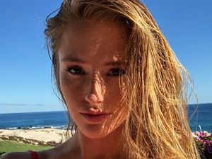 Potret Model Annika Backes, Istri DJ Tiesto yang Lebih Muda 27 Tahun Potret Model Annika Backes, Istri DJ Tiesto yang Lebih Muda 27 Tahun