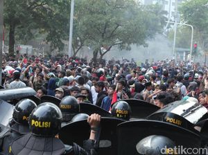 Polri Kejar Akun Medsos Penyebar Ajakan ke Siswa STM Berdemo Polri Kejar Akun Medsos Penyebar Ajakan ke Siswa STM Berdemo