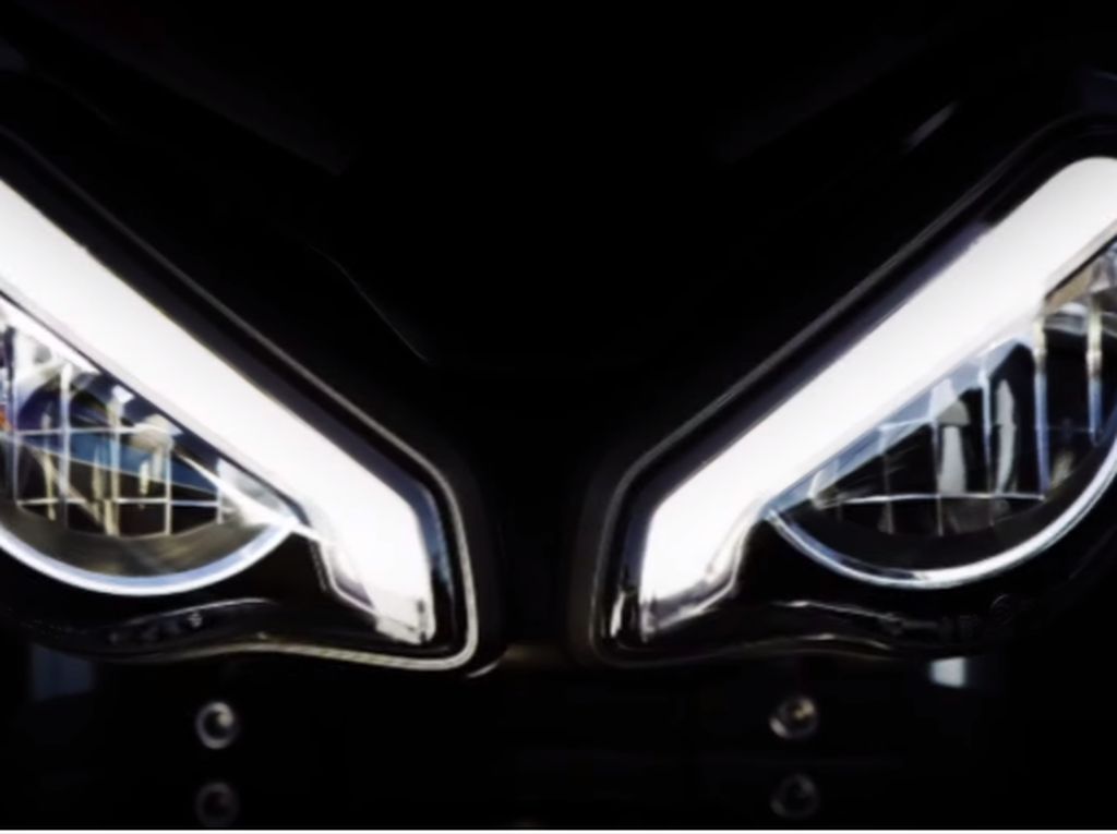 Triumph Mulai Bocorkan Model Baru Street Triple RS Triumph Mulai Bocorkan Model Baru Street Triple RS