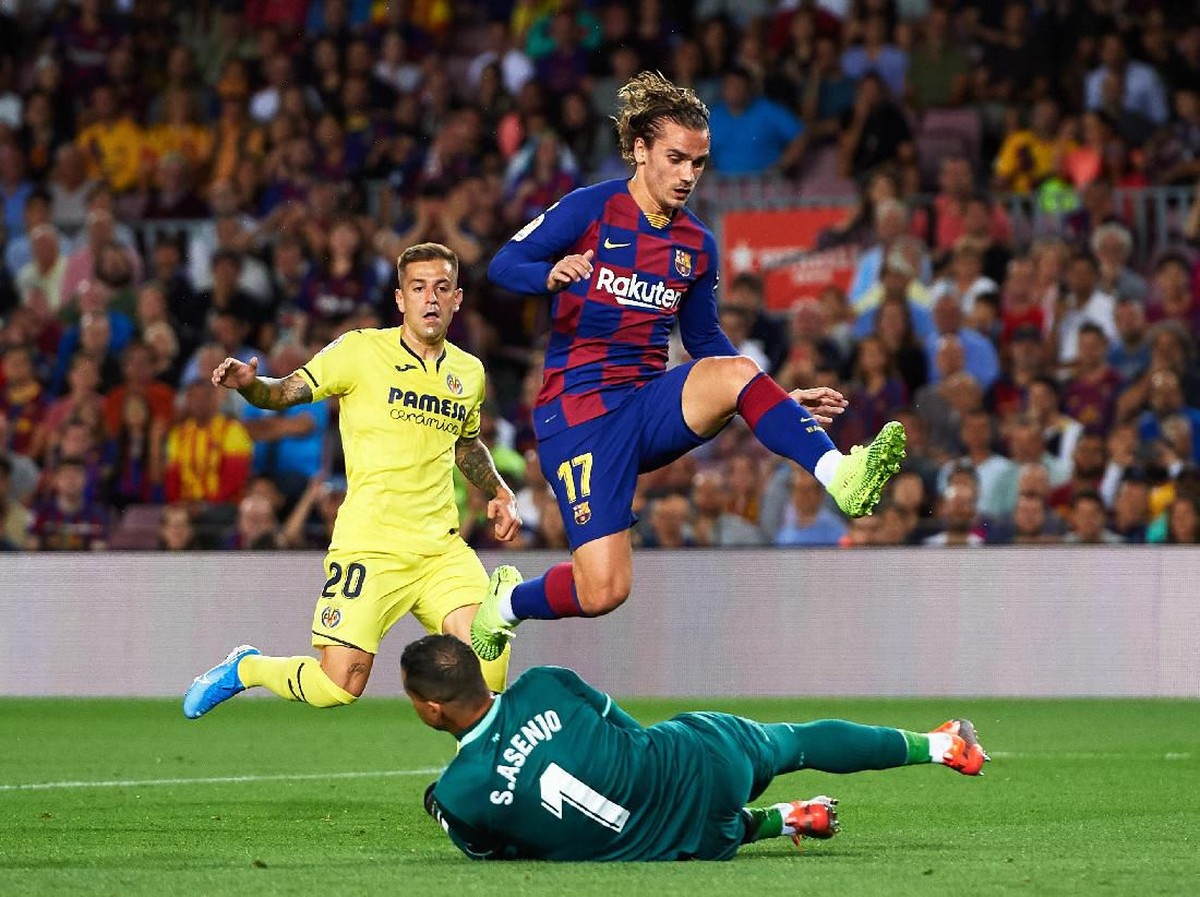 Antoine Griezmann di laga Barcelona vs Villarreal. (Foto: Alex Caparros/Getty Images)