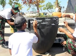 Peringati HUT TNI, Lantamal Makassar Bikin Mural dan Posko Kesehatan