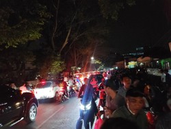 Mahasiswa Demo di Mabes TNI Dimentori Eks KSAL Slamet Soebijanto