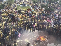 Timeline Gelombang Demo Besar-besaran di Berbagai Kota 2 Pekan Terakhir