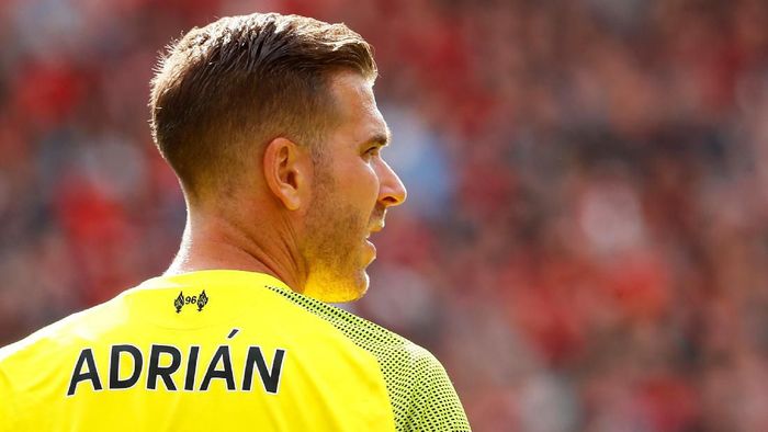 Performa ciamik Adrian bikin Alisson bisa pemulihan cedera dengan tenang (Jason Cairnduff/Reuters) Performa ciamik Adrian bikin Alisson bisa pemulihan cedera dengan tenang (Jason Cairnduff/Reuters)