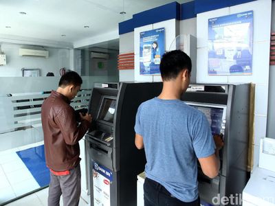 Melihat Aktivitas Perbankan di Sinabang